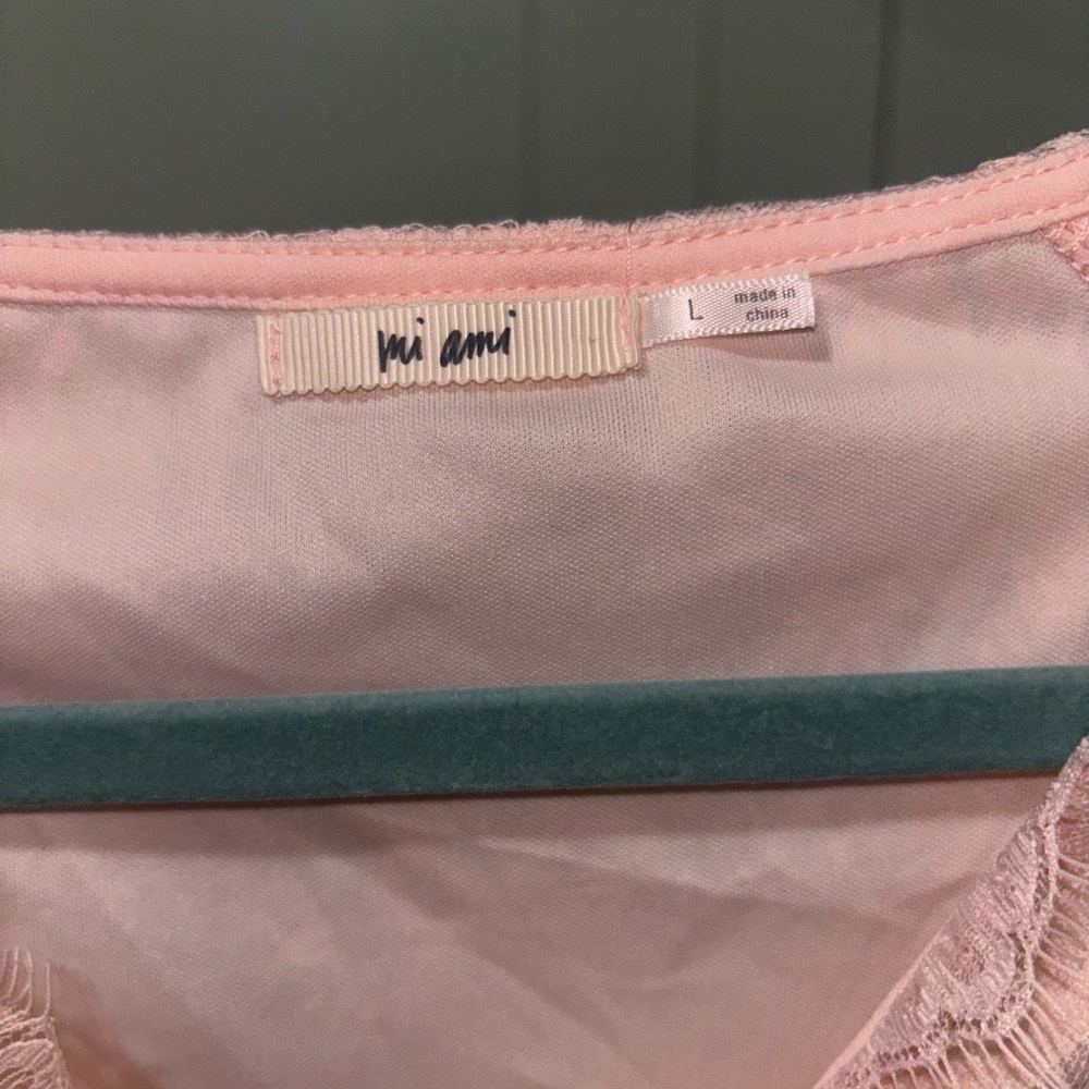 Francesca’s Lace Pink Top - Picture 6 of 6